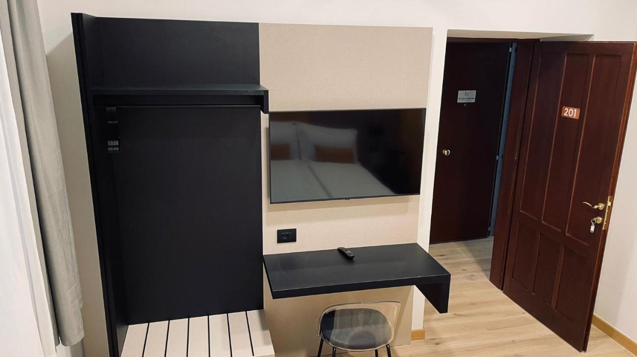 House Of Bruno - No Reception Hotel Тренто Екстериор снимка
